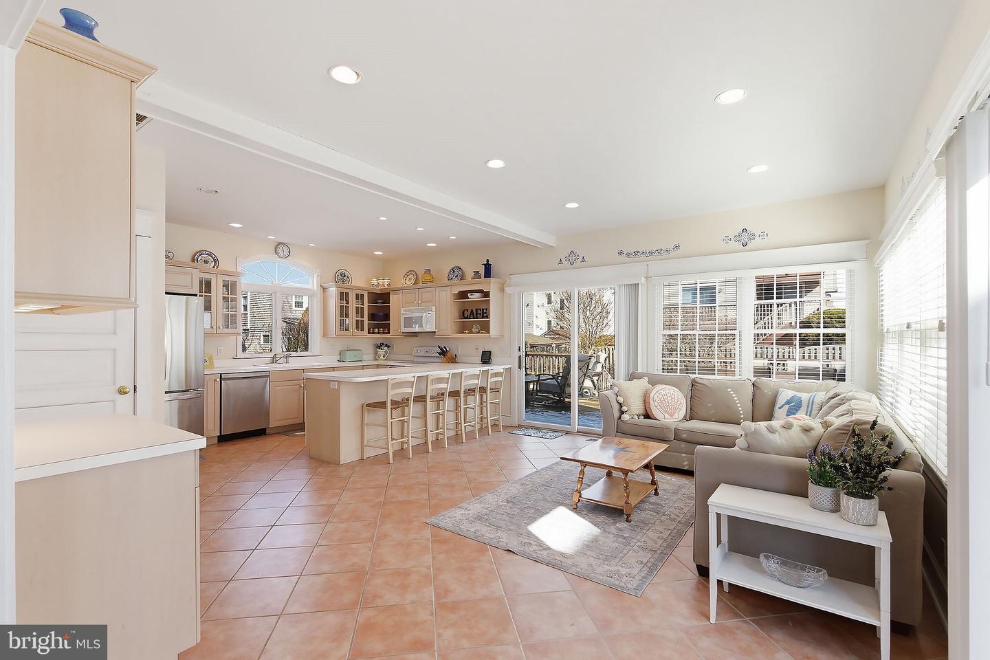 23 Fifth Property Photo 15