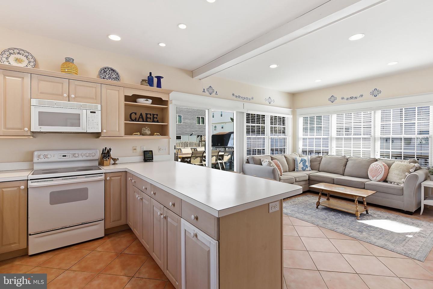 23 Fifth Property Photo 18
