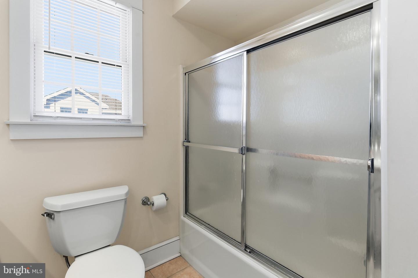 23 Fifth Property Photo 30