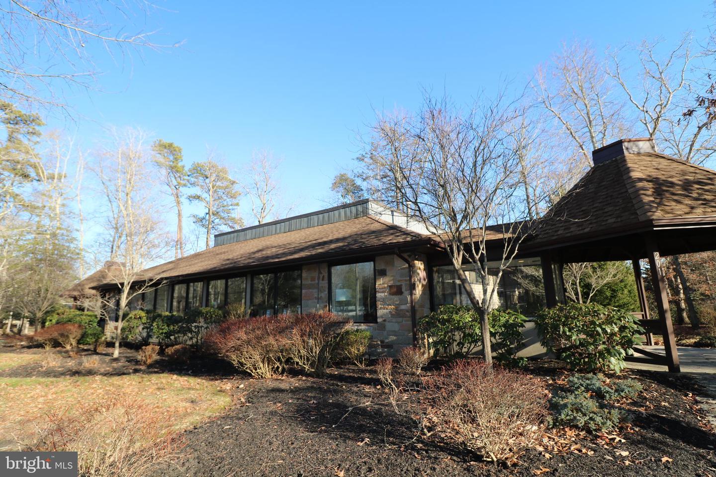 201 Shenandoah Property Photo 2