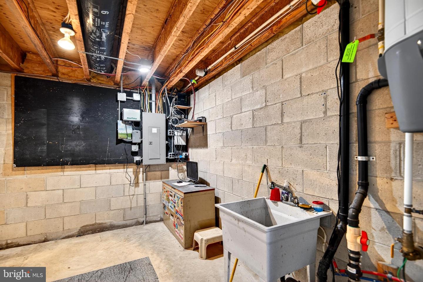 20 Edgewater Dr Property Photo 55
