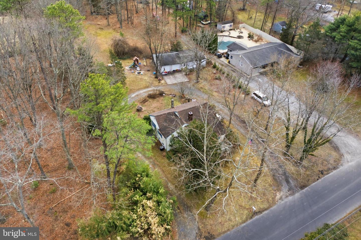 185 Sams Rd Property Photo 1