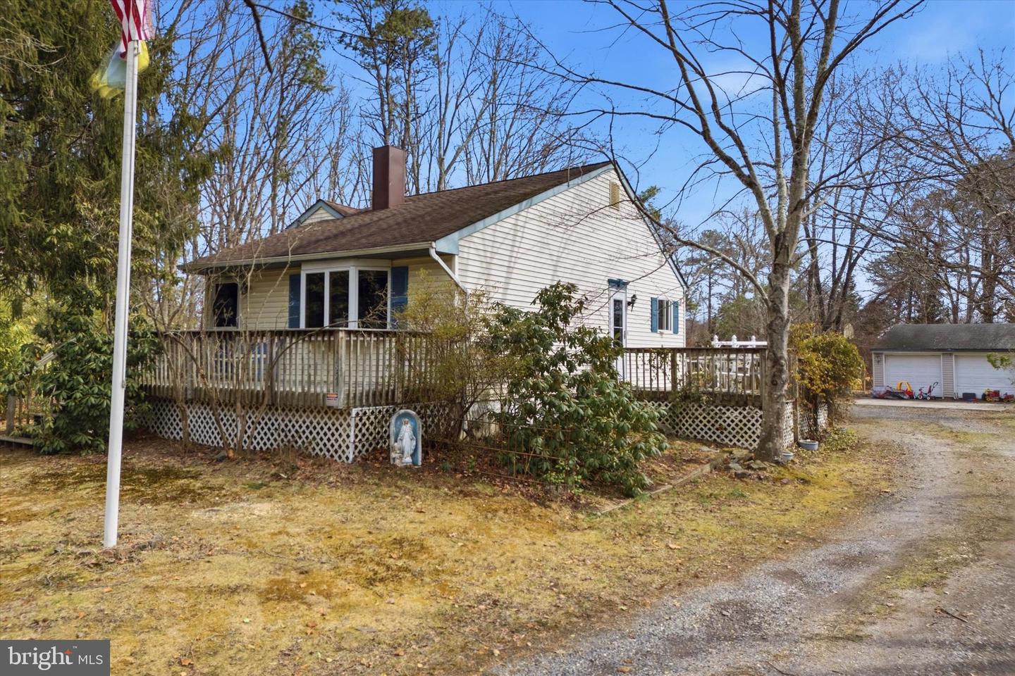 185 Sams Rd Property Photo 4