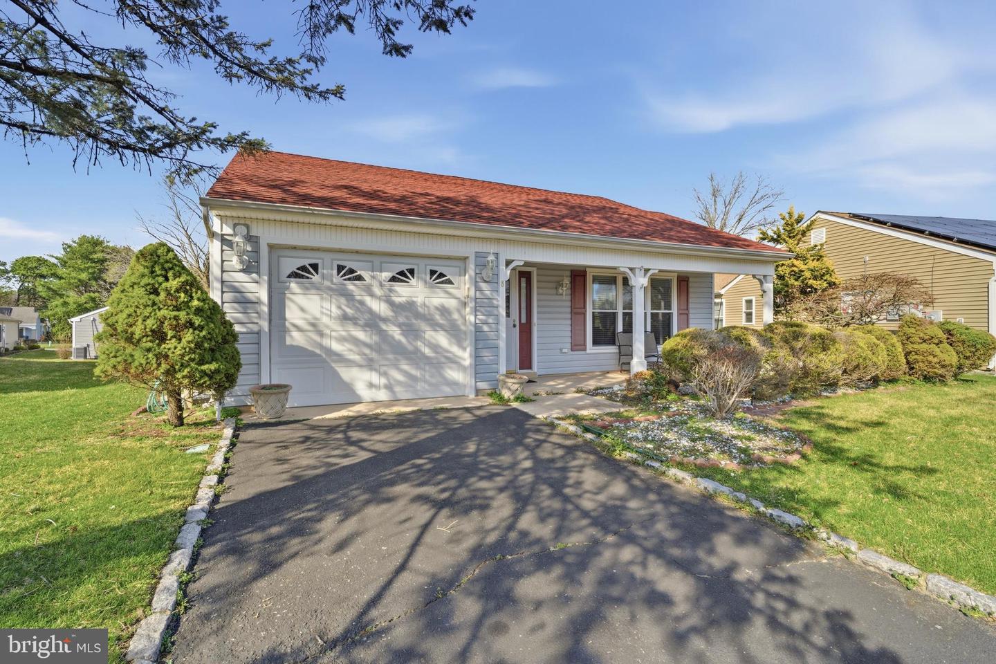 8 Marlow Ave Property Photo 2