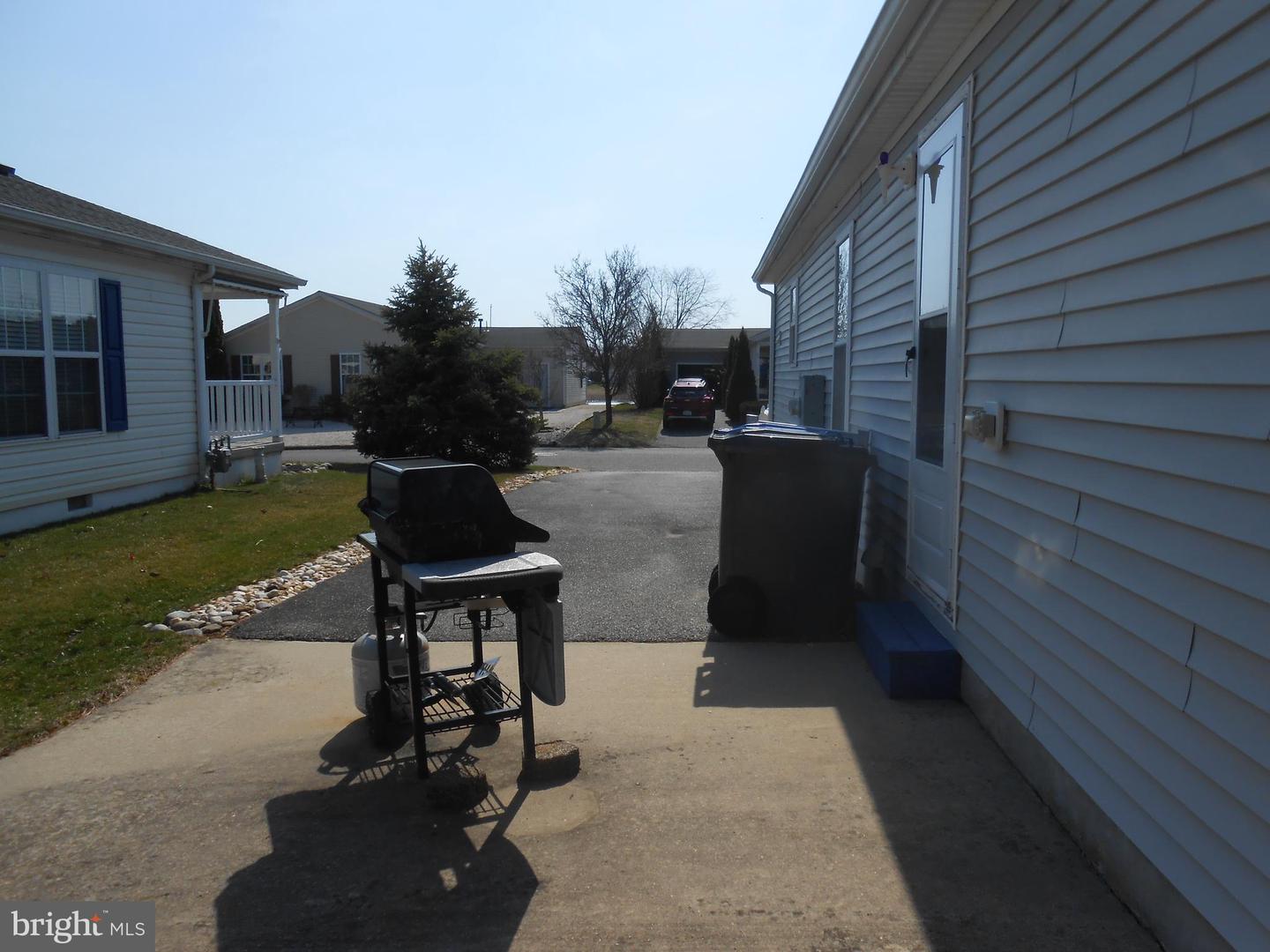 36 Fort Lee Dr Property Photo 8