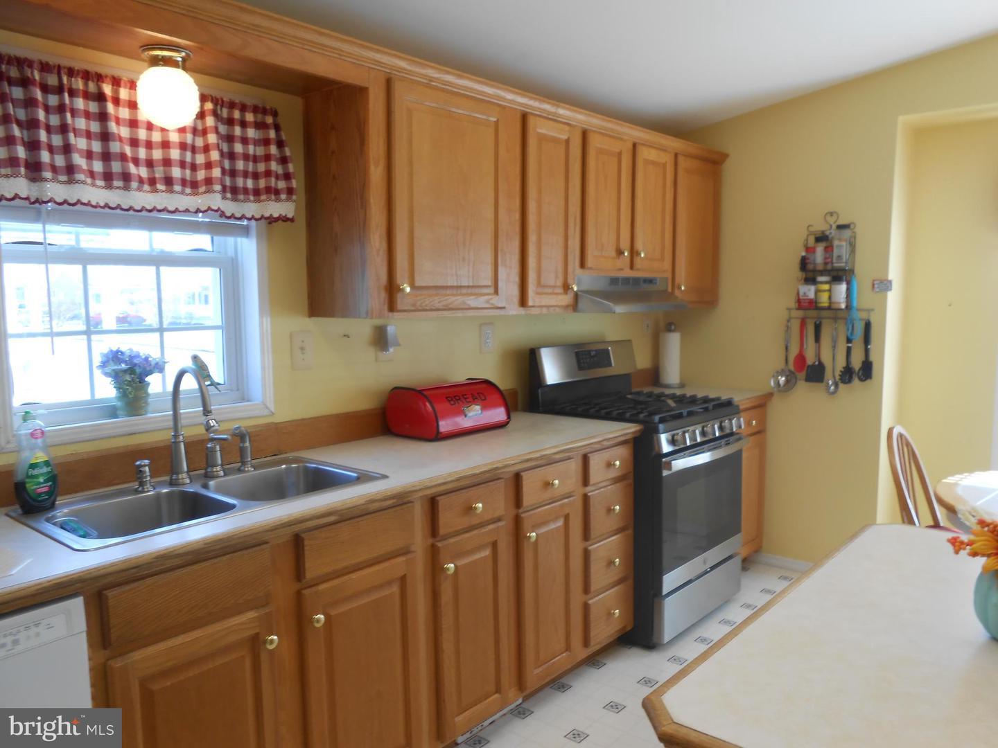 36 Fort Lee Dr Property Photo 15