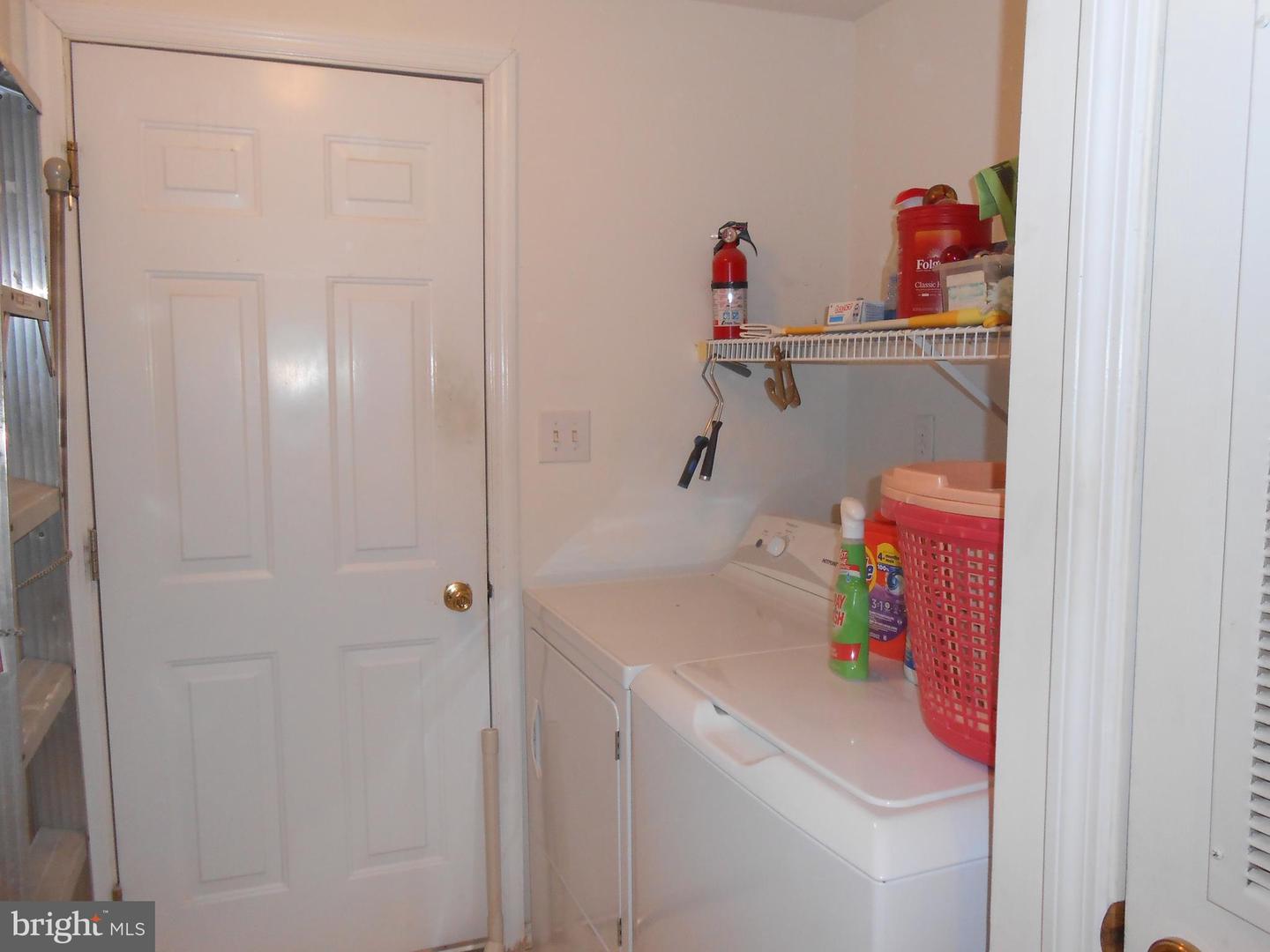 36 Fort Lee Dr Property Photo 20
