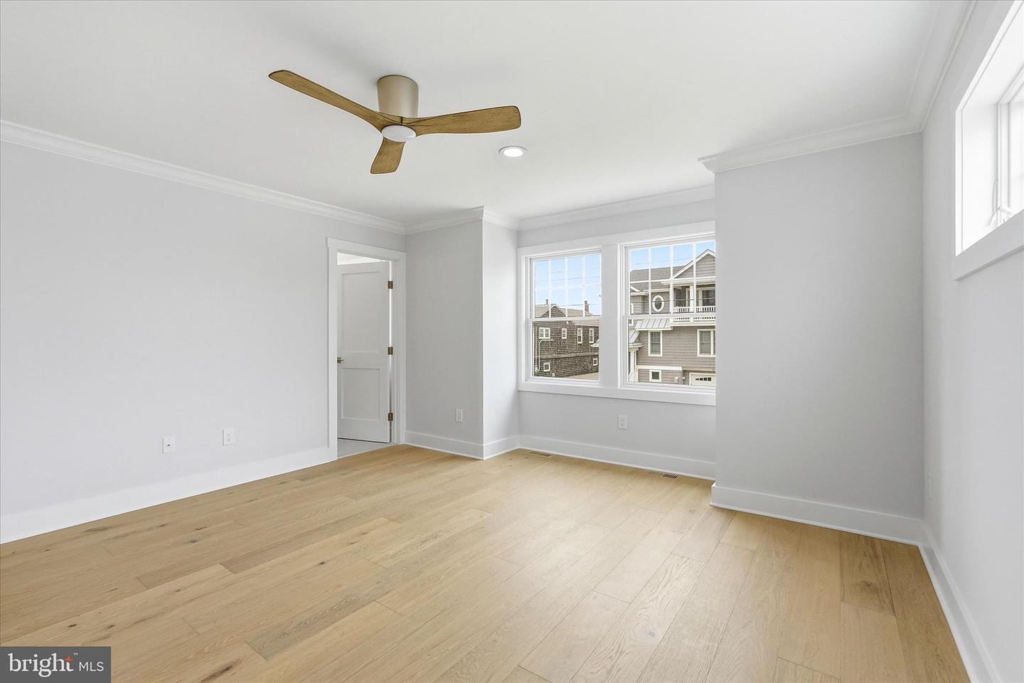 10 W Kirkland Ave Property Photo 18