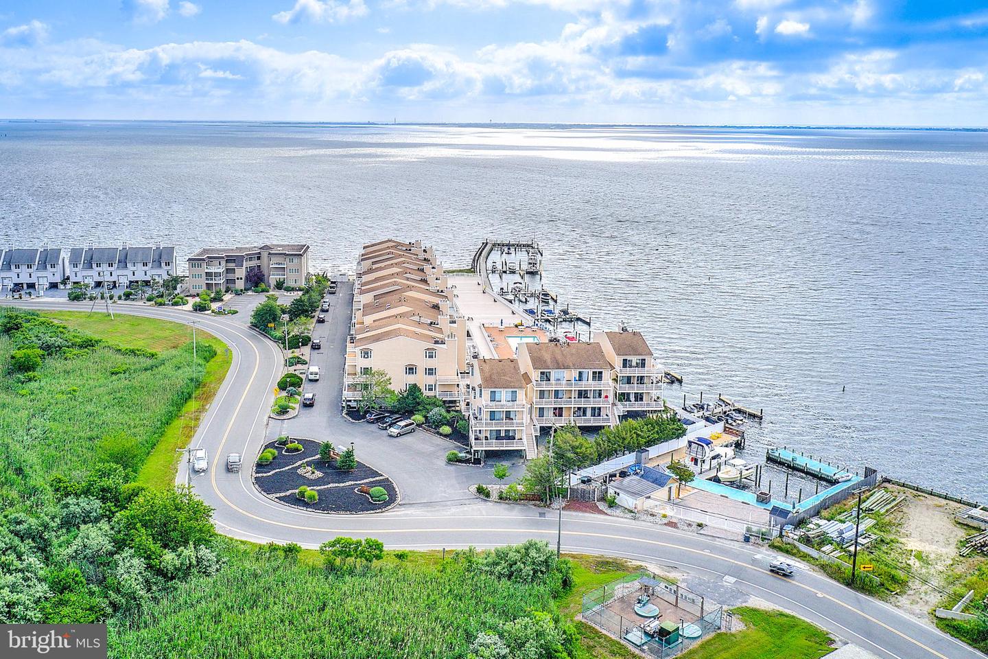 401 Bay Shore Dr #2b Property Photo 1