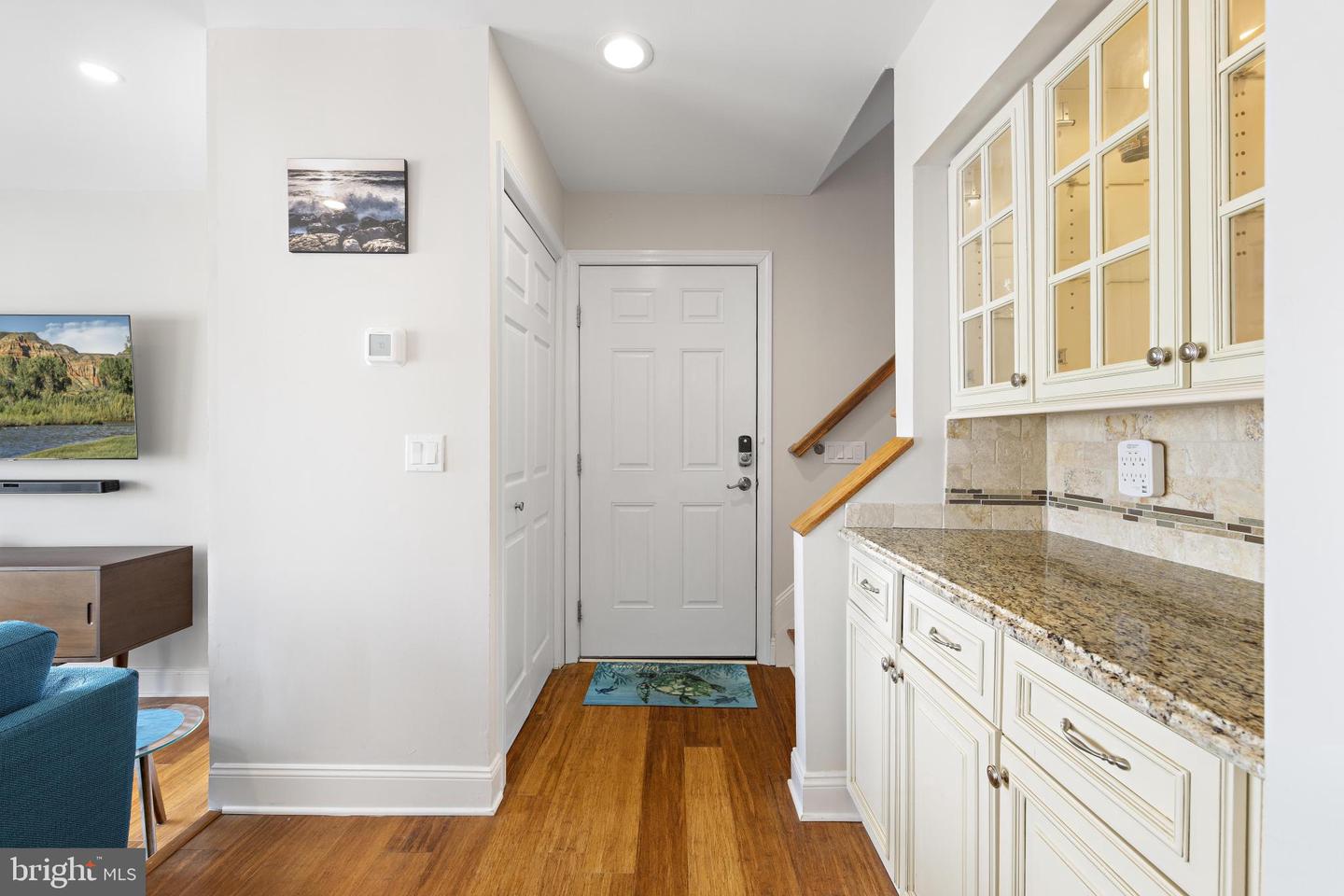 401 Bay Shore Dr #2b Property Photo 15
