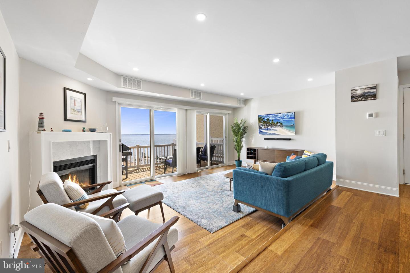 401 Bay Shore Dr #2b Property Photo 16