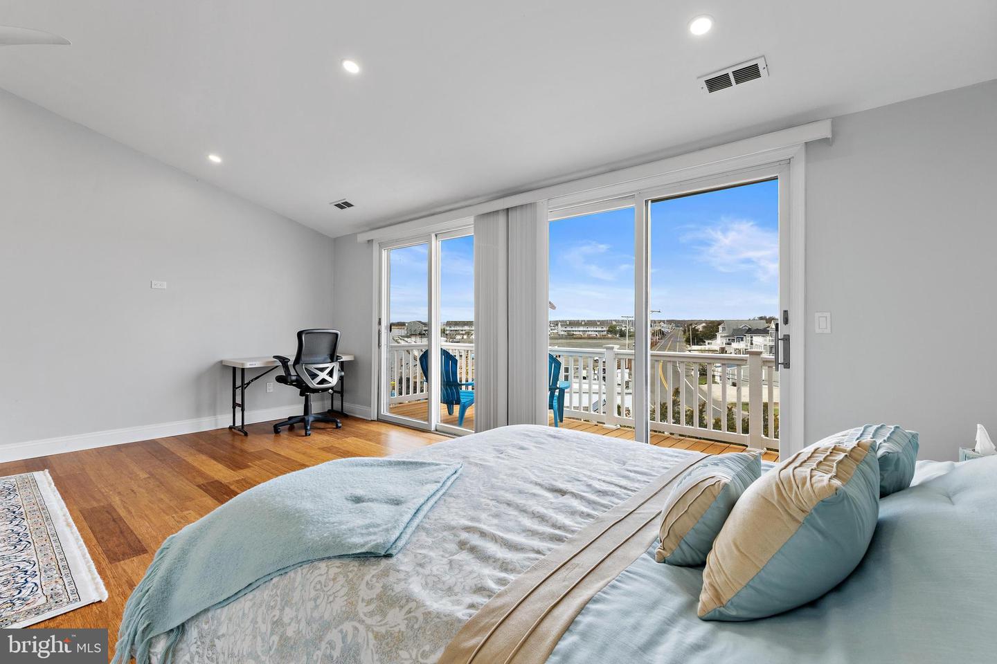 401 Bay Shore Dr #2b Property Photo 31