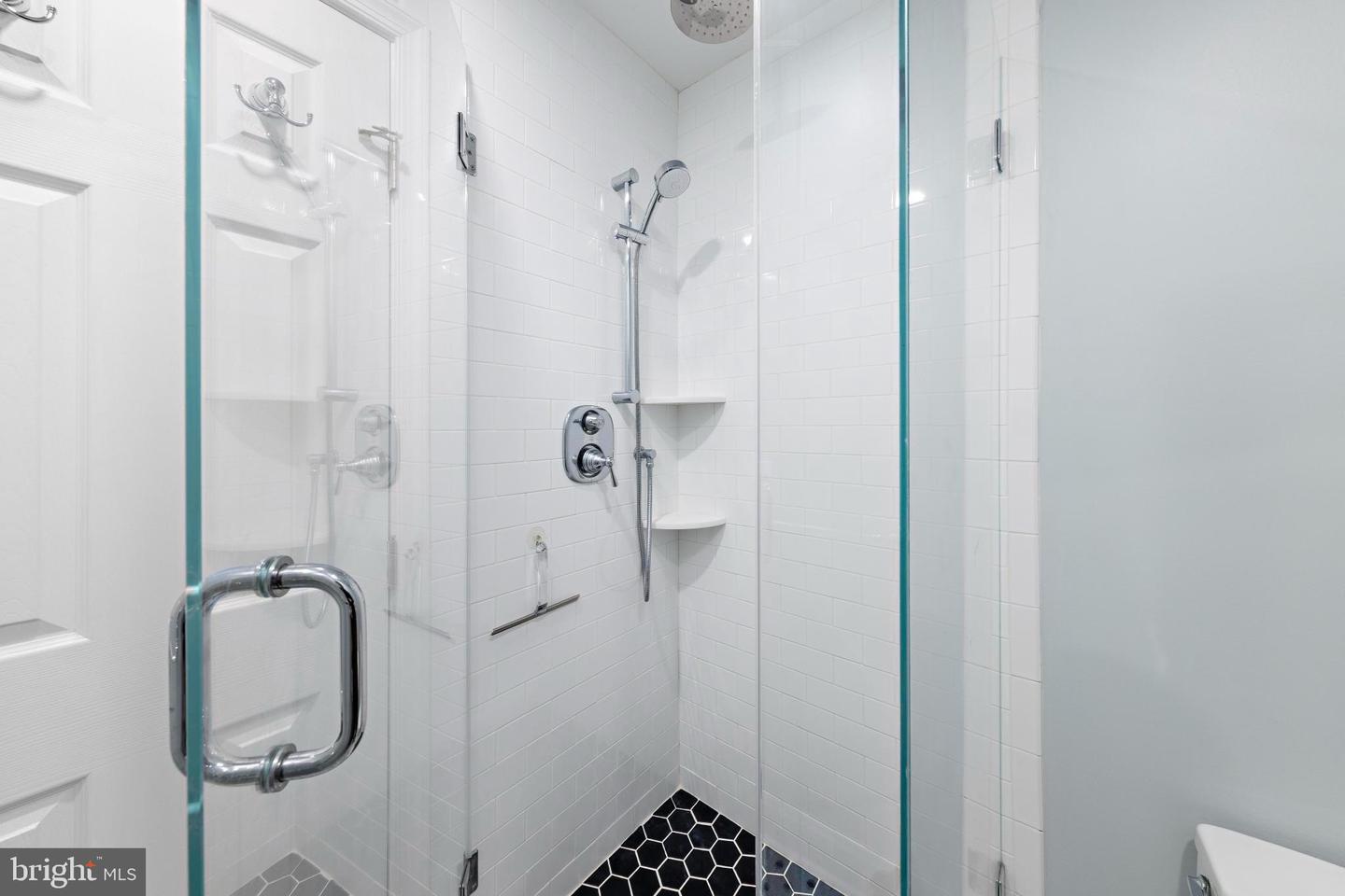 401 Bay Shore Dr #2b Property Photo 40