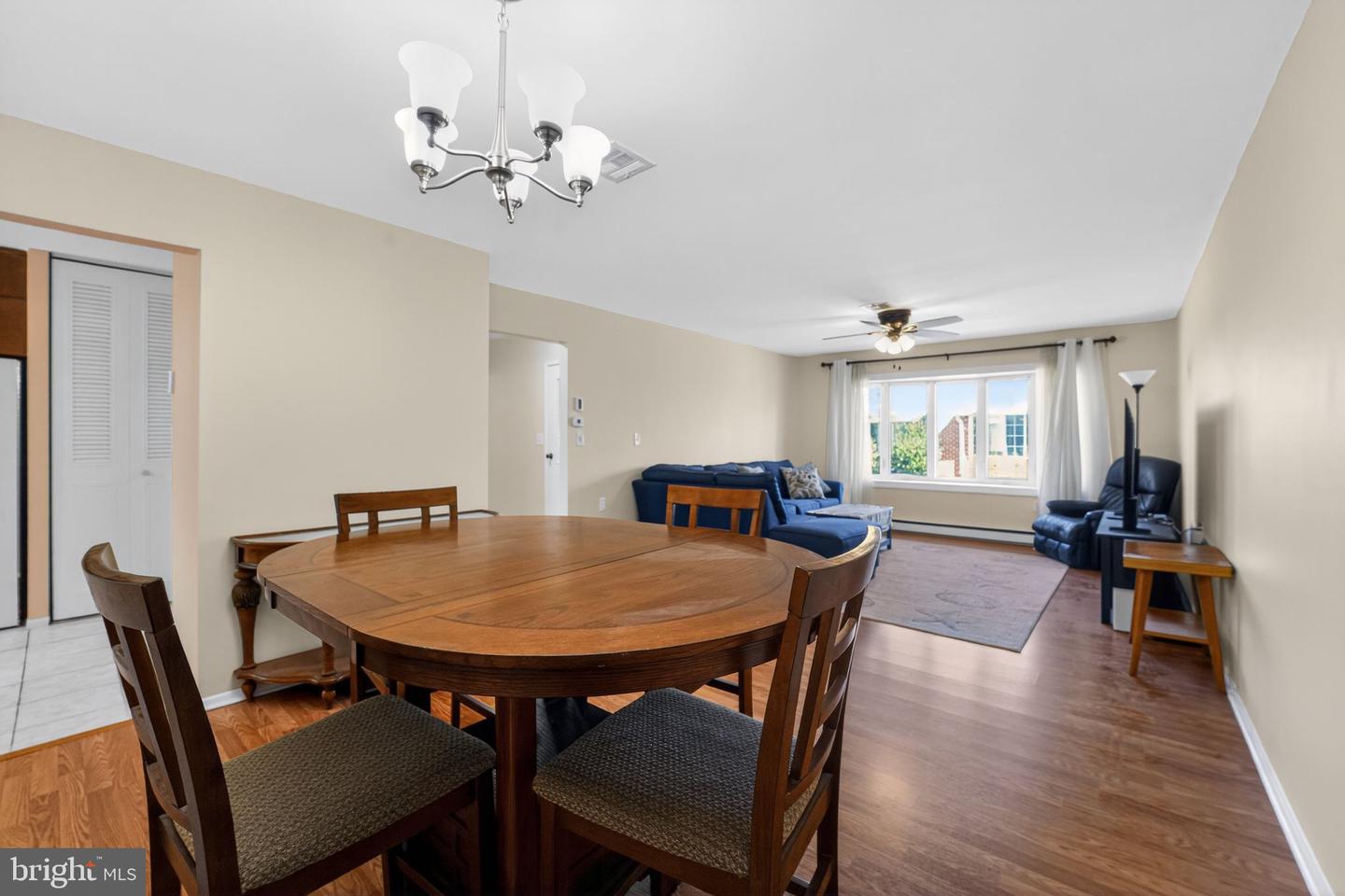 1263b Hamilton Court Property Photo 12