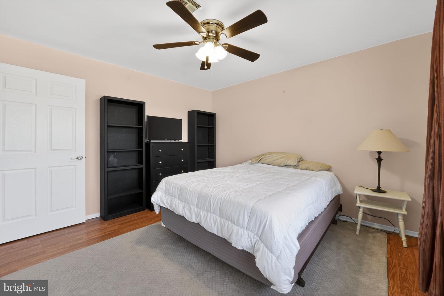 1263b Hamilton Court Property Photo 18