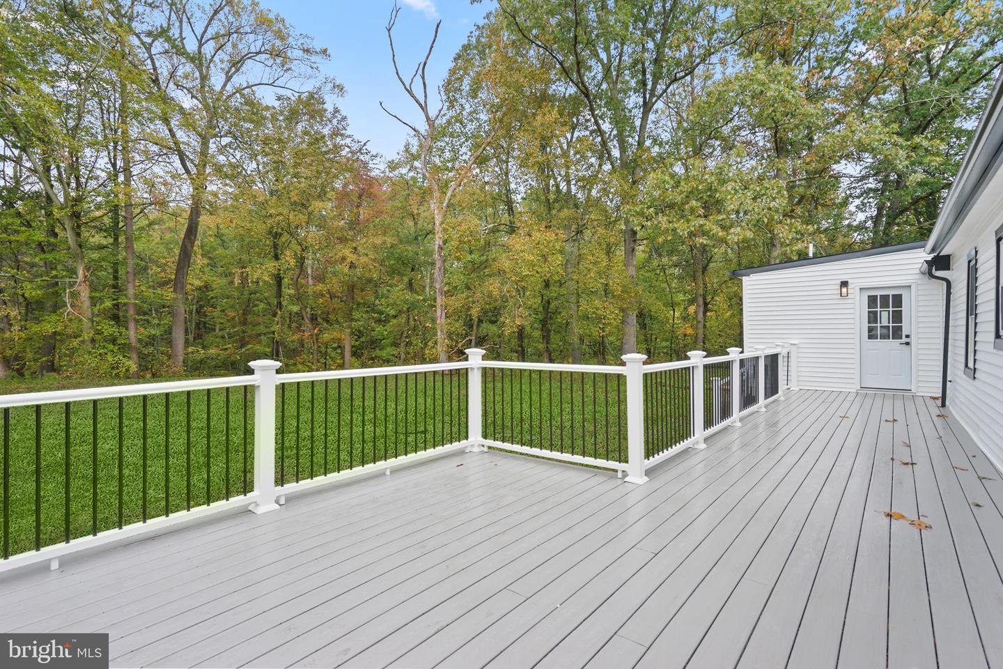 393 E Millstream Rd Property Photo 26