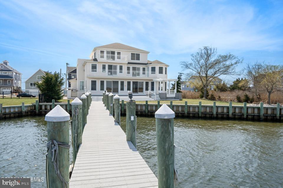 1100 Island Dr Property Photo 4