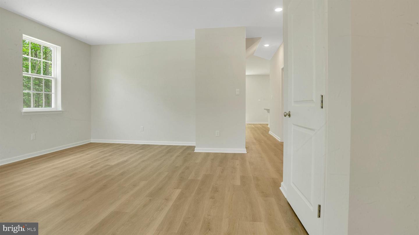 16 Half Hitch Rd Property Photo 11