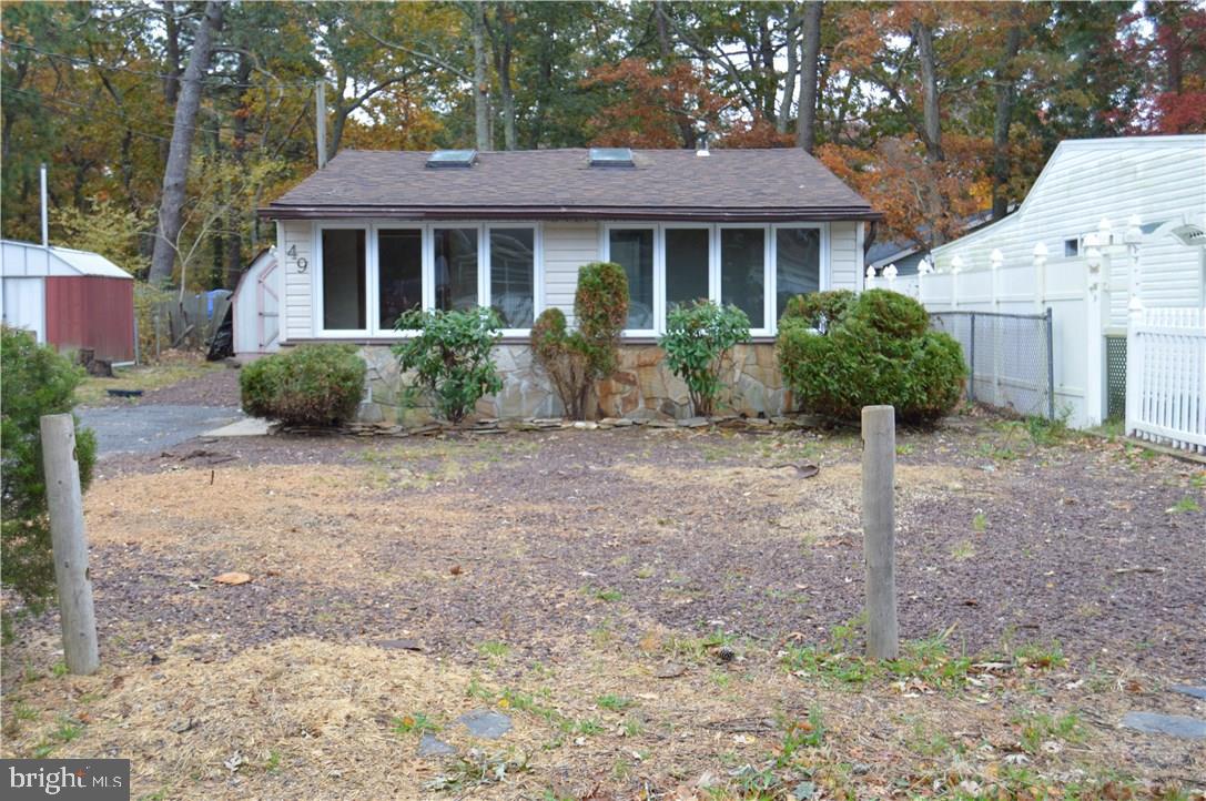 49 MAPLE ST Property Photo 1