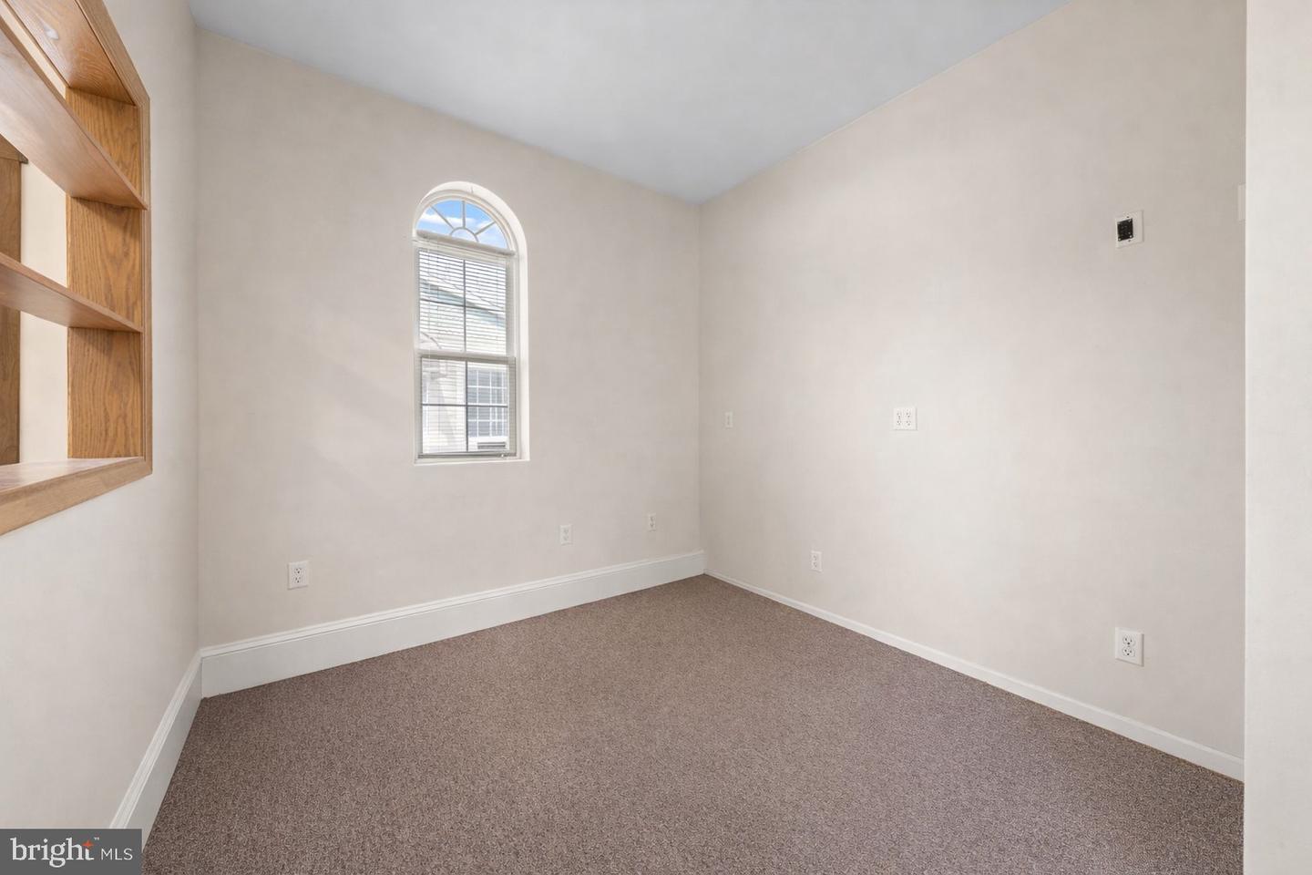 361 Main St Property Photo 11