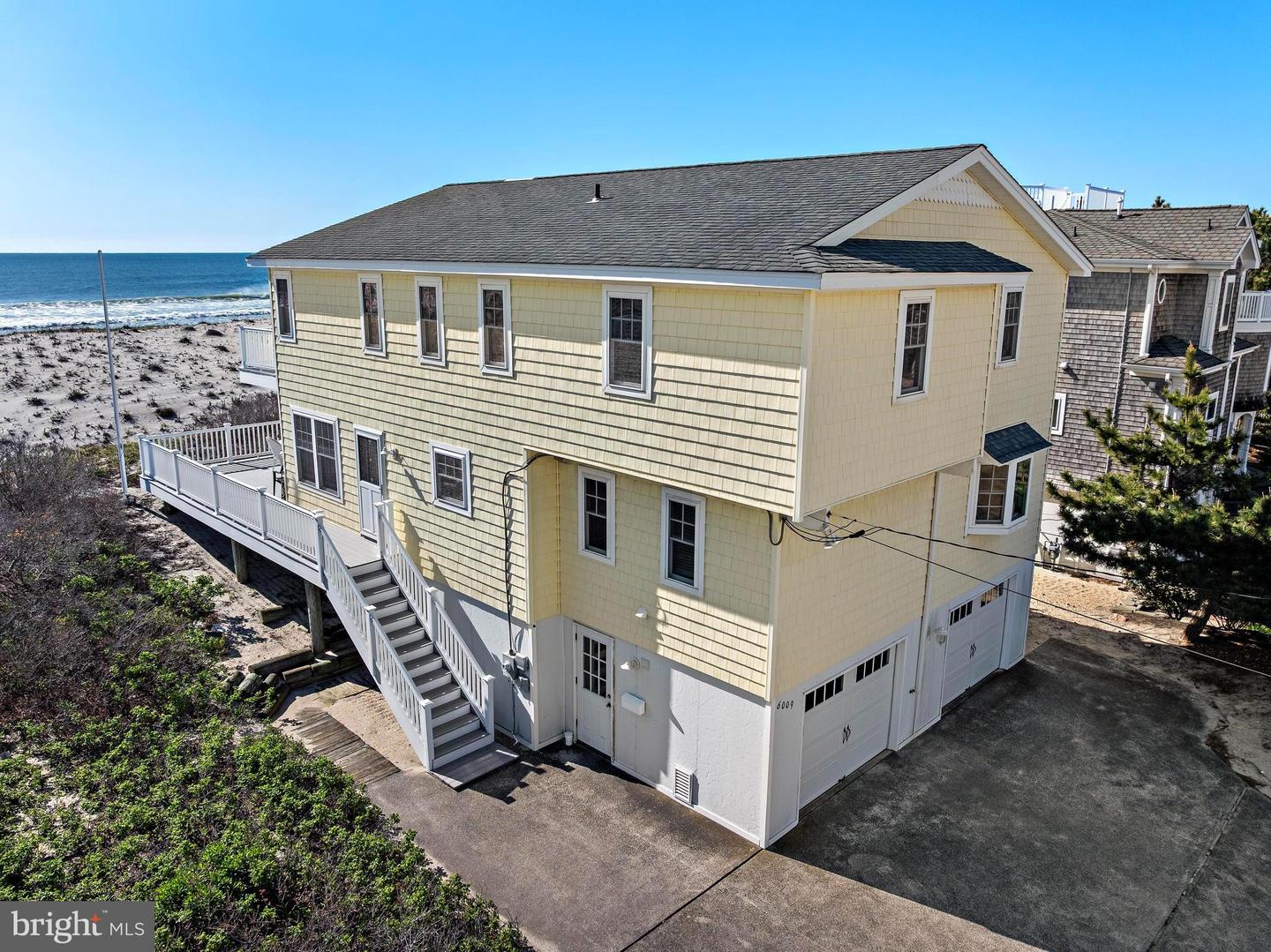 6009 Ocean Blvd Property Photo 1