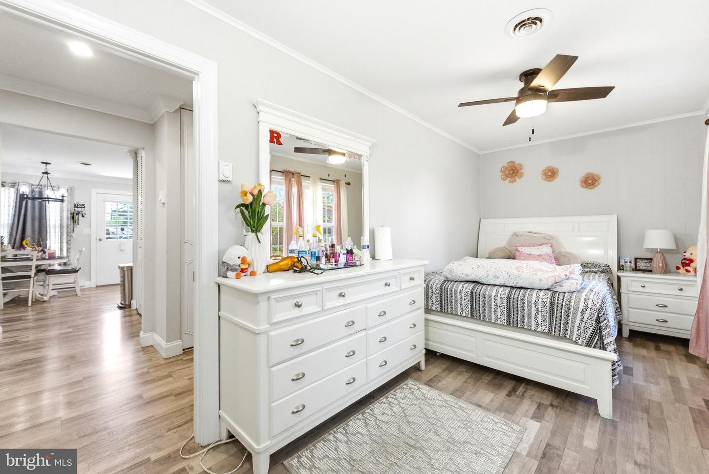 16-b Cambridge Cir #b Property Photo 10