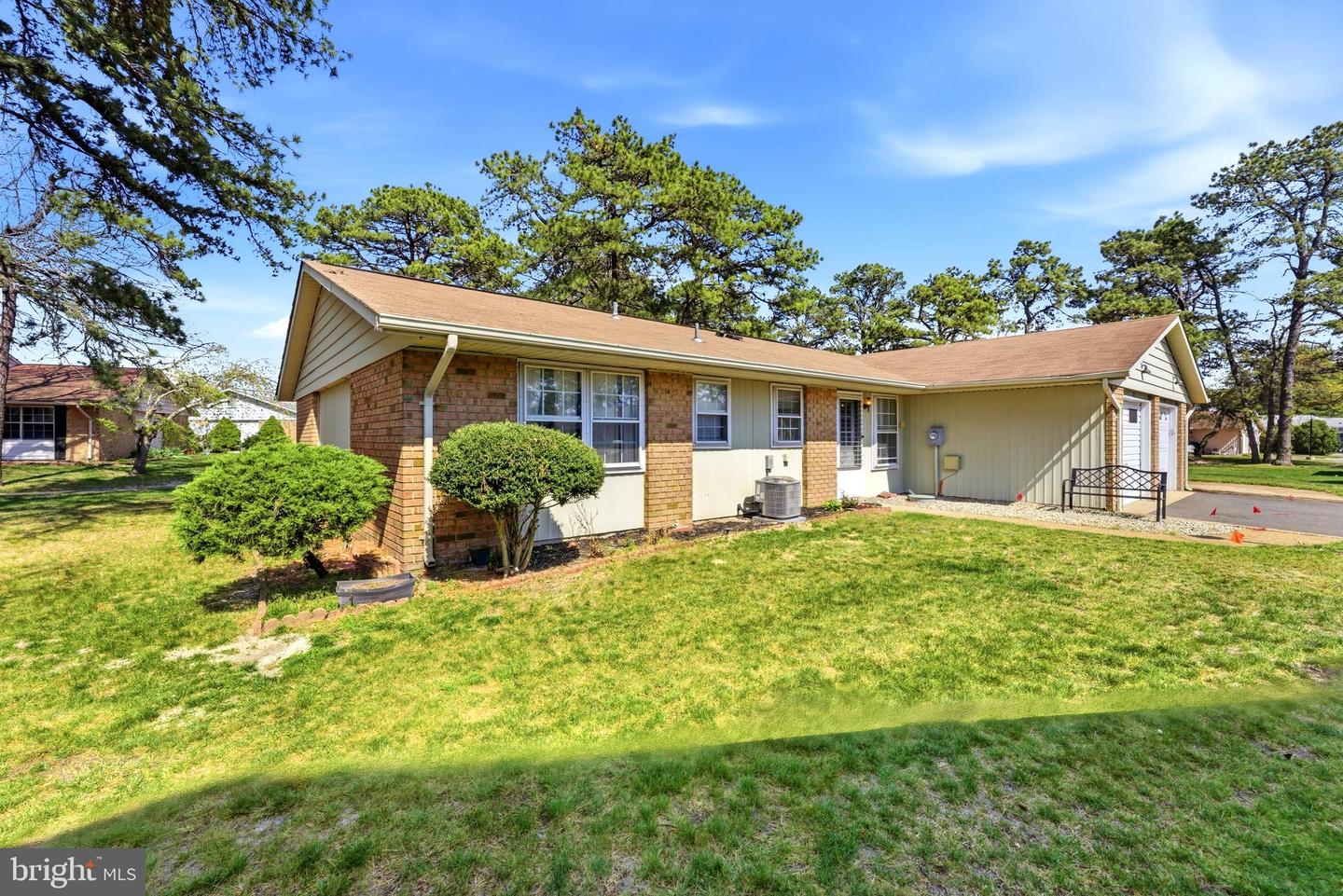 16-b Cambridge Cir #b Property Photo 17