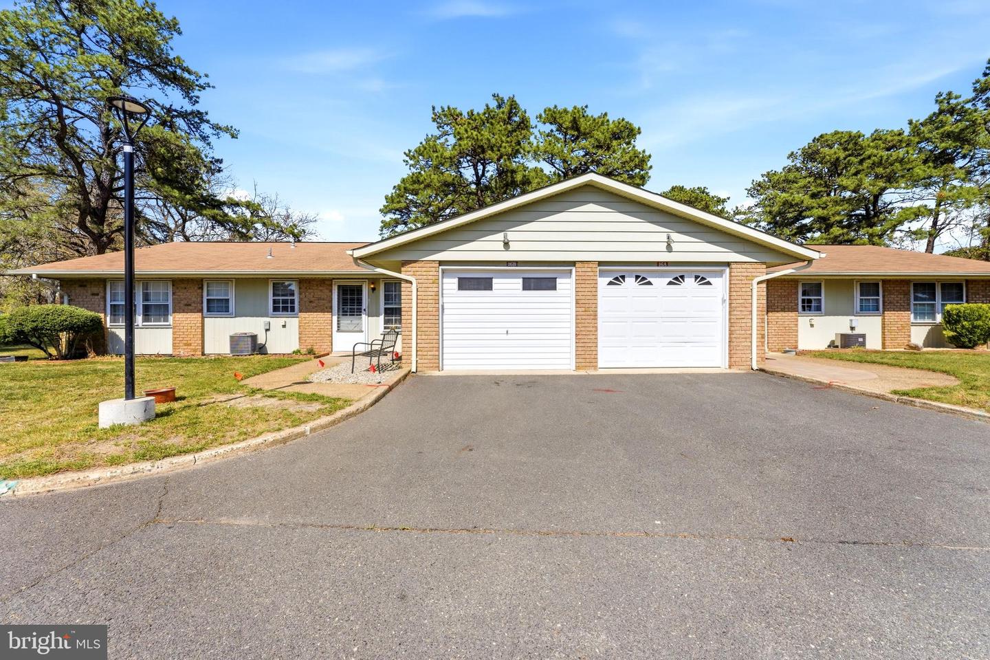 16-b Cambridge Cir #b Property Photo 19