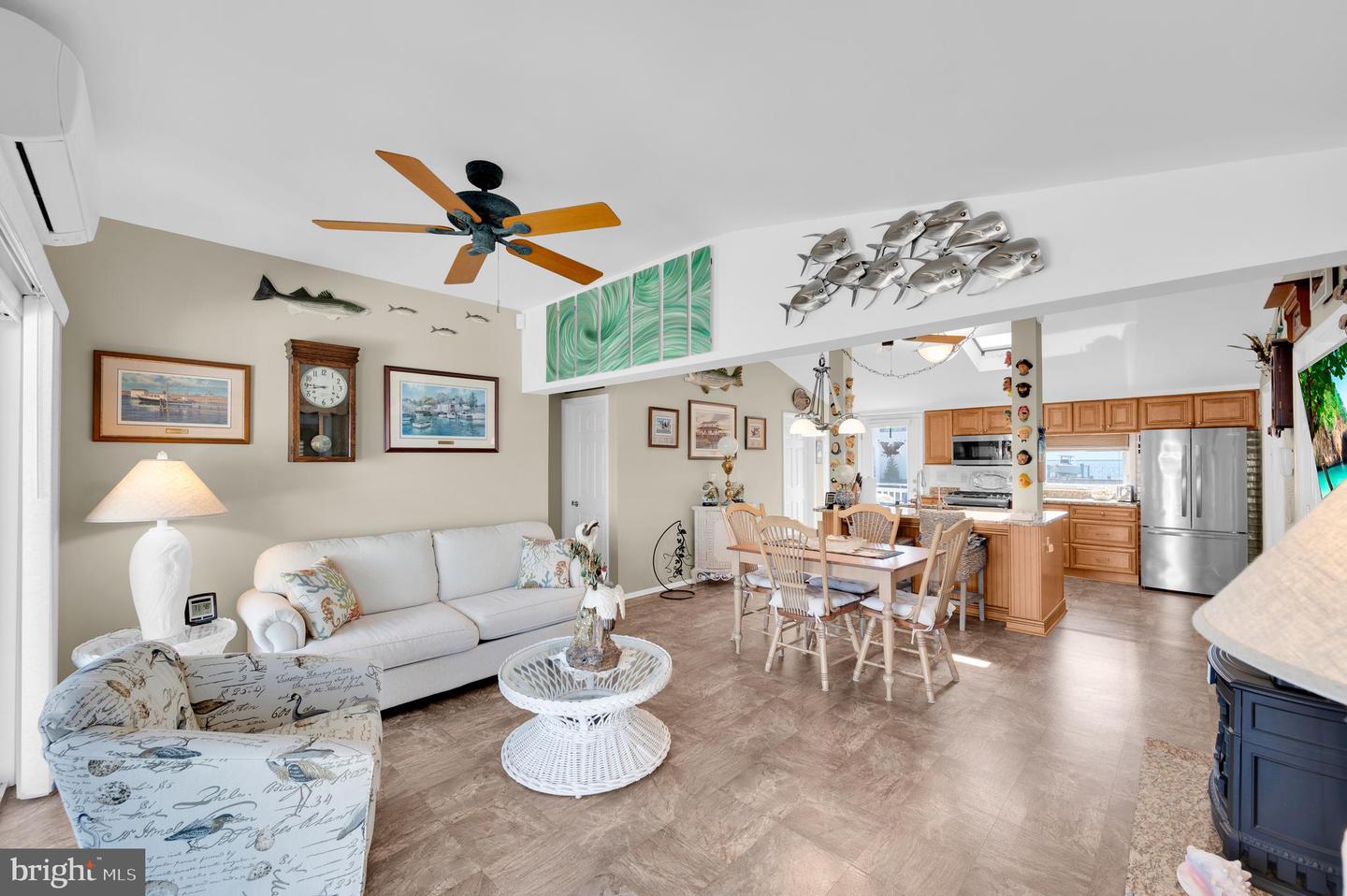 264 HERON ROAD Property Photo 1