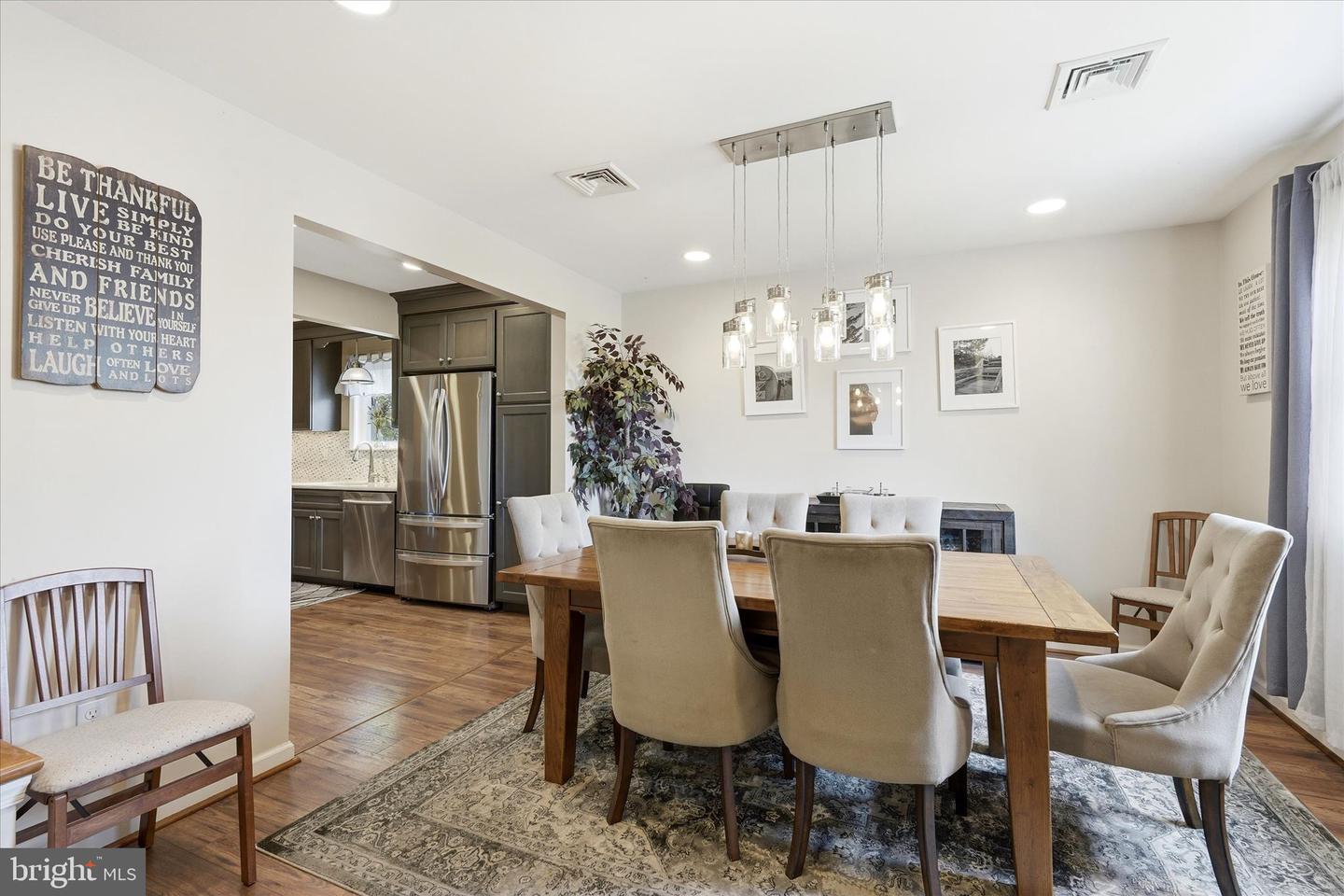 422 W Cala Breeze Way Property Photo 7