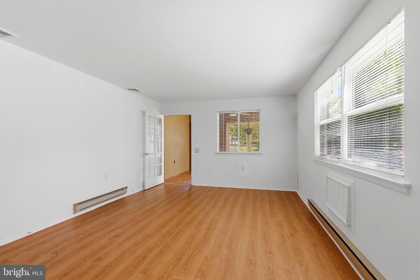 24 Salem Dr Property Photo 8