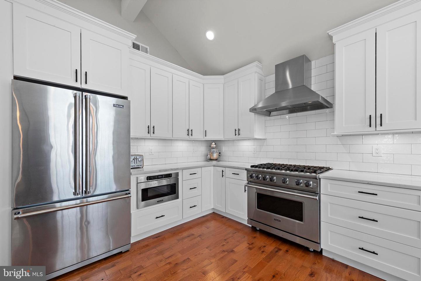 13600 Long Beach Blvd Property Photo 10