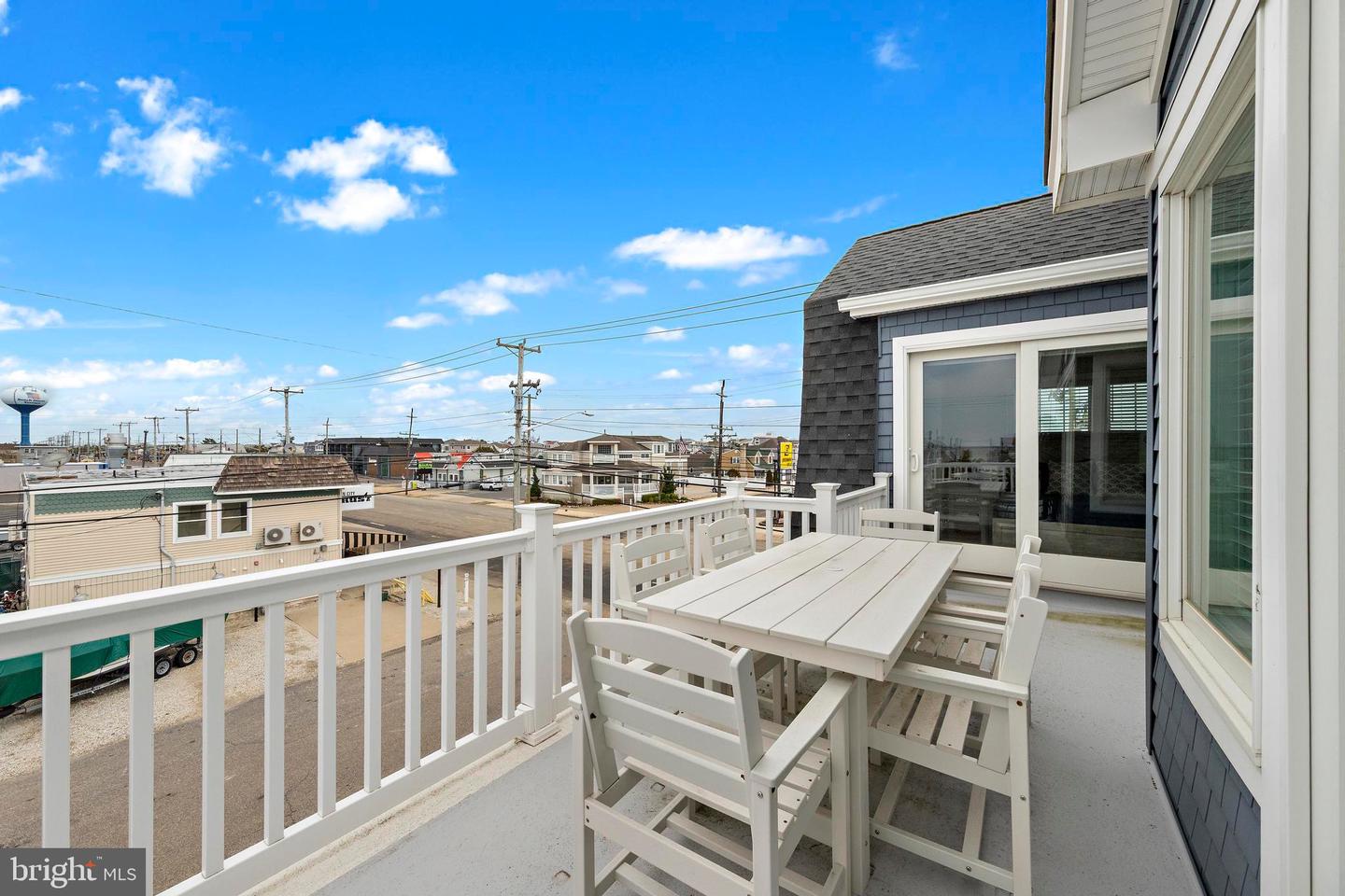13600 Long Beach Blvd Property Photo 14