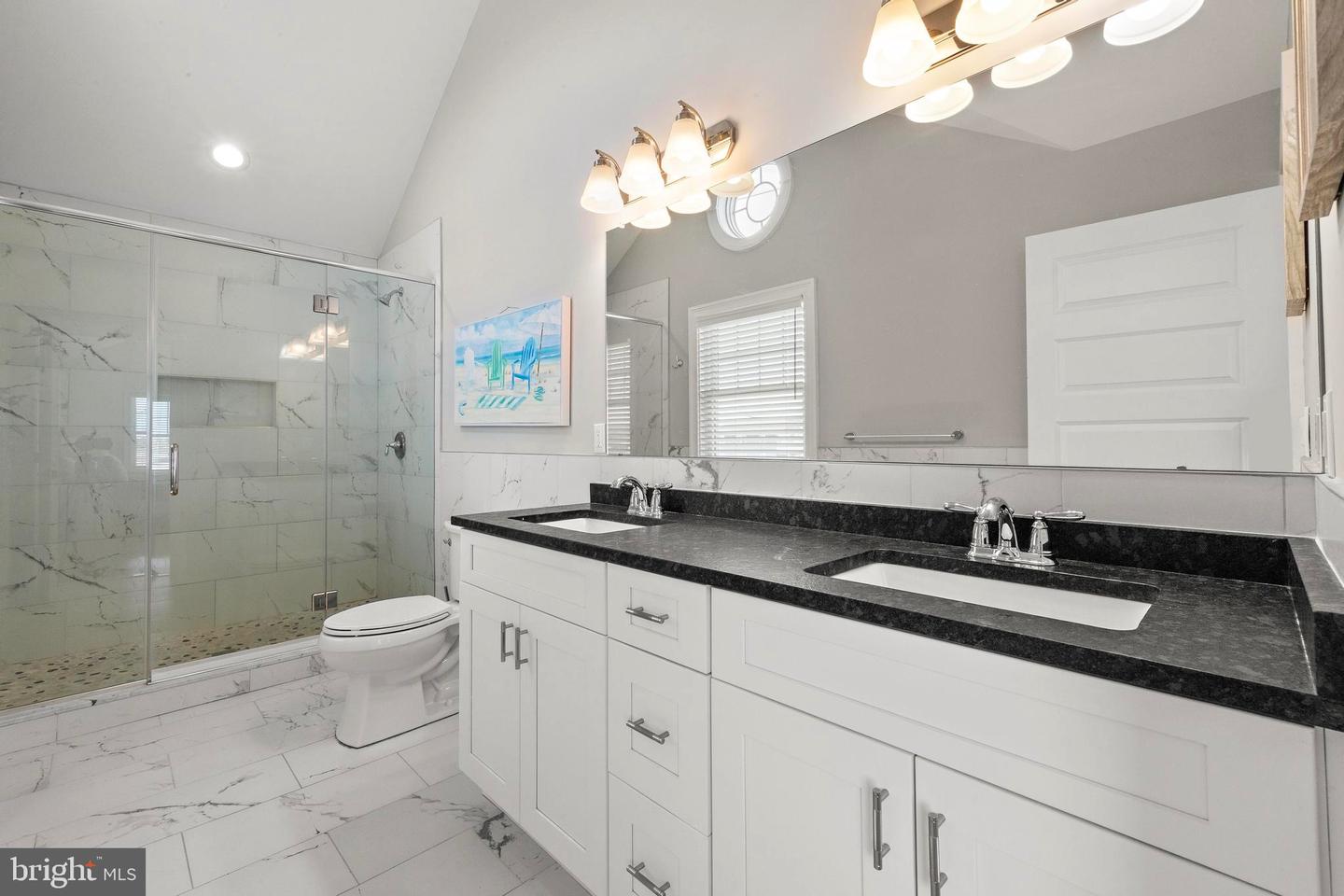 13600 Long Beach Blvd Property Photo 26