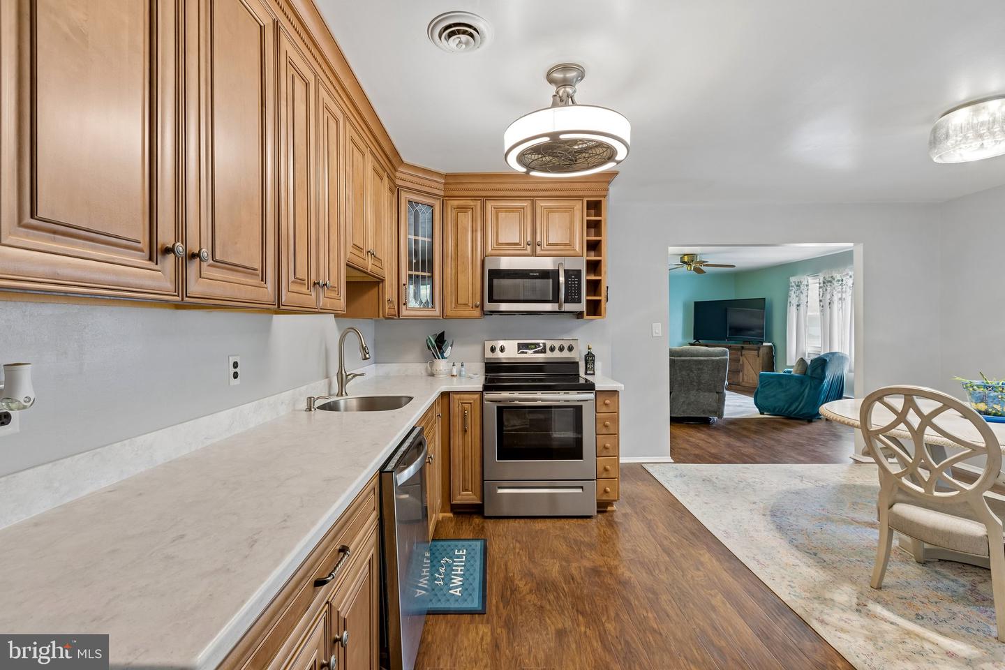 4 Ohio #b Property Photo 10
