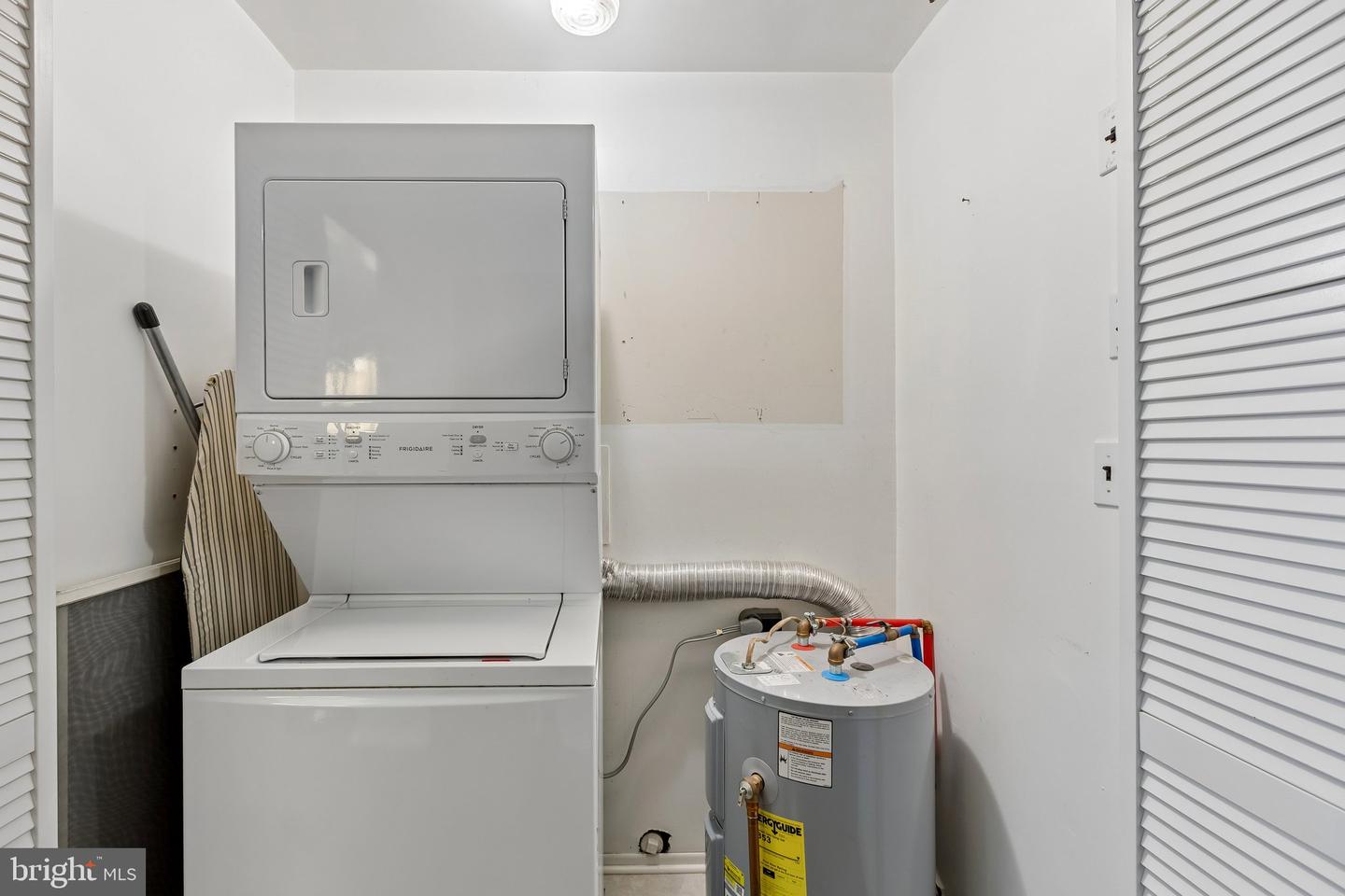 4 Ohio #b Property Photo 17