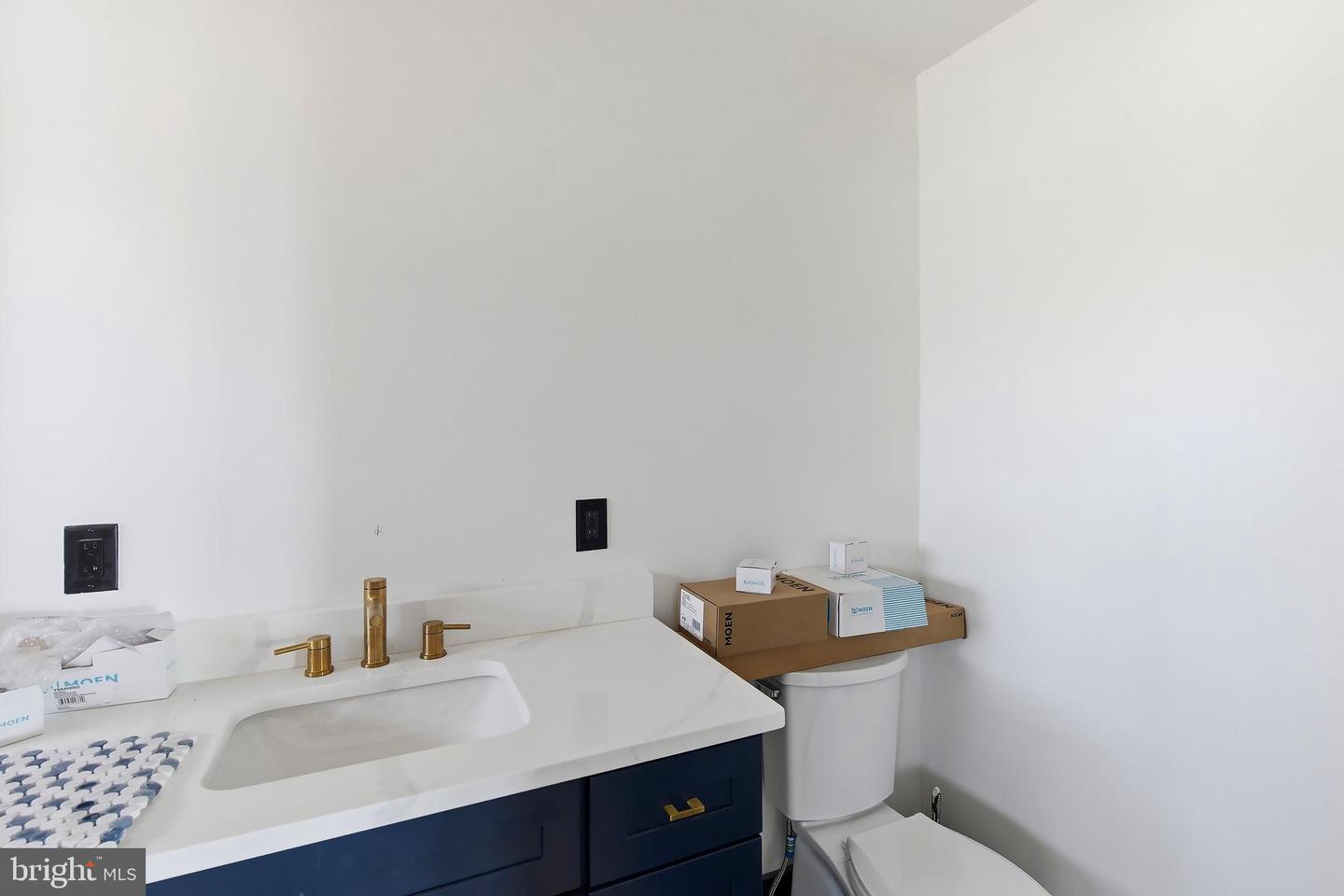 48 Parker Rd Property Photo 14