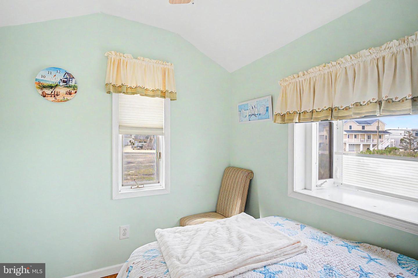 1022 South Green Street Property Photo 16