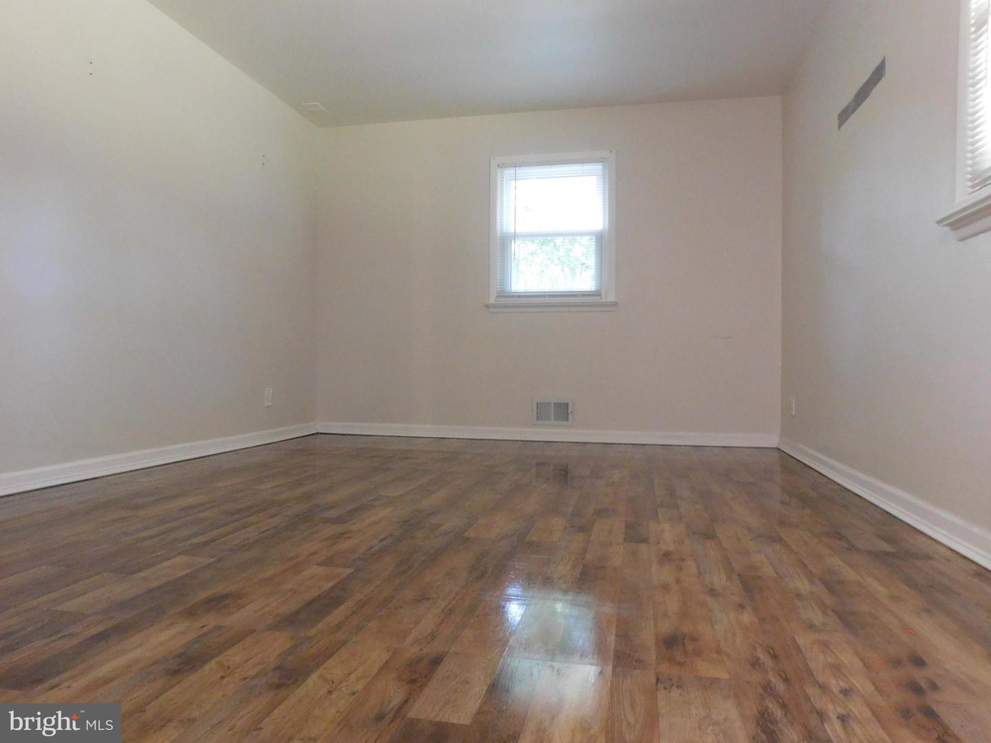 1563 Forge Pond Rd Property Photo 11