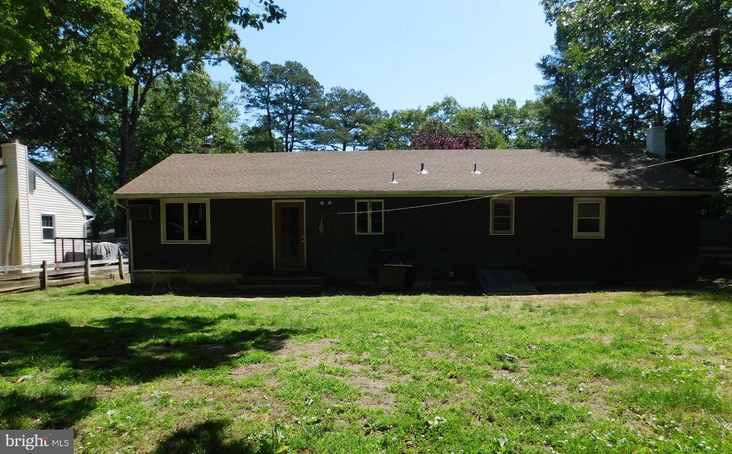 1563 Forge Pond Rd Property Photo 17