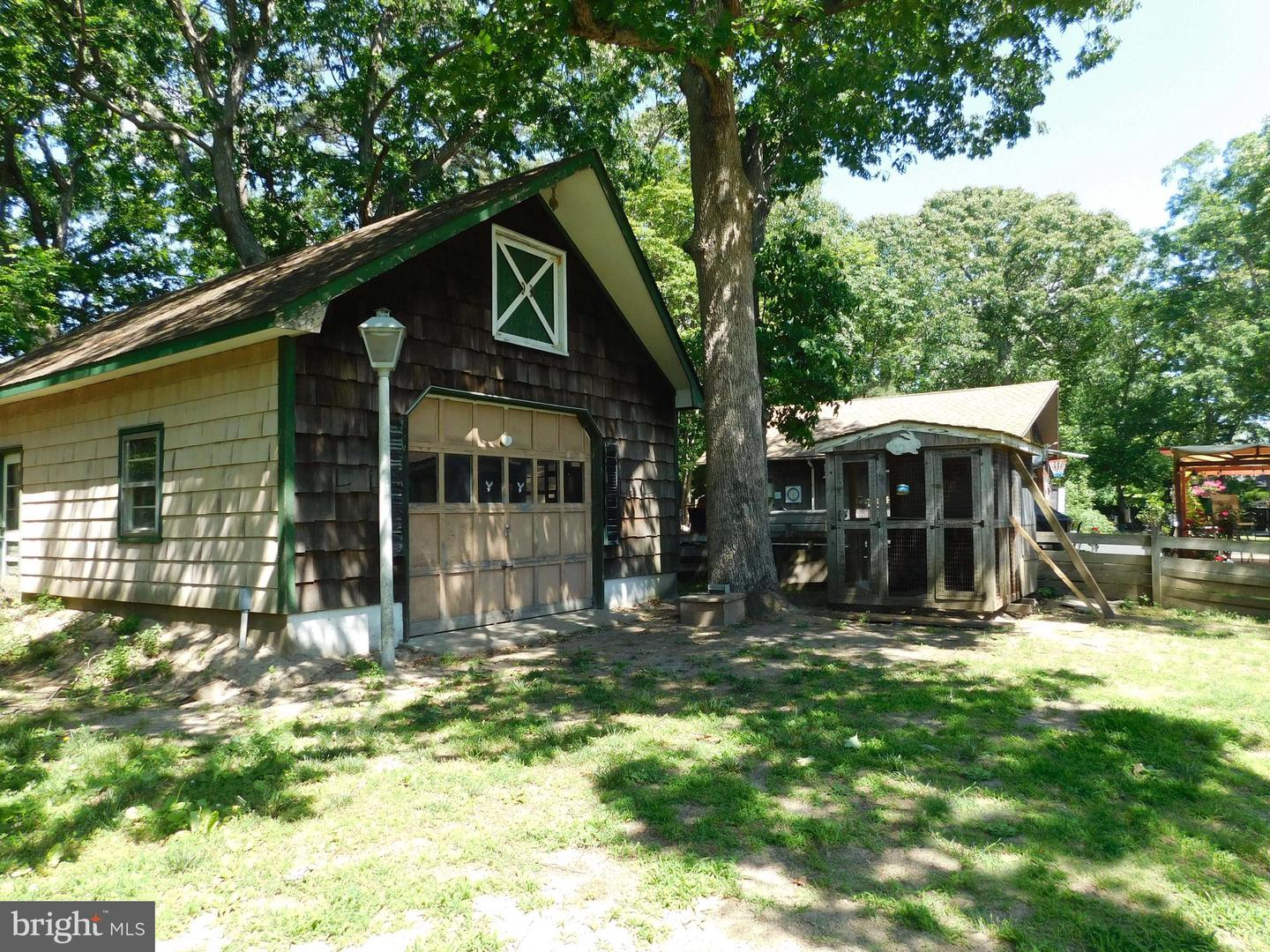 1563 Forge Pond Rd Property Photo 19