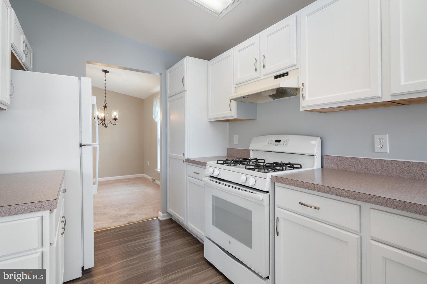 48 Fort Lee Dr Property Photo 15