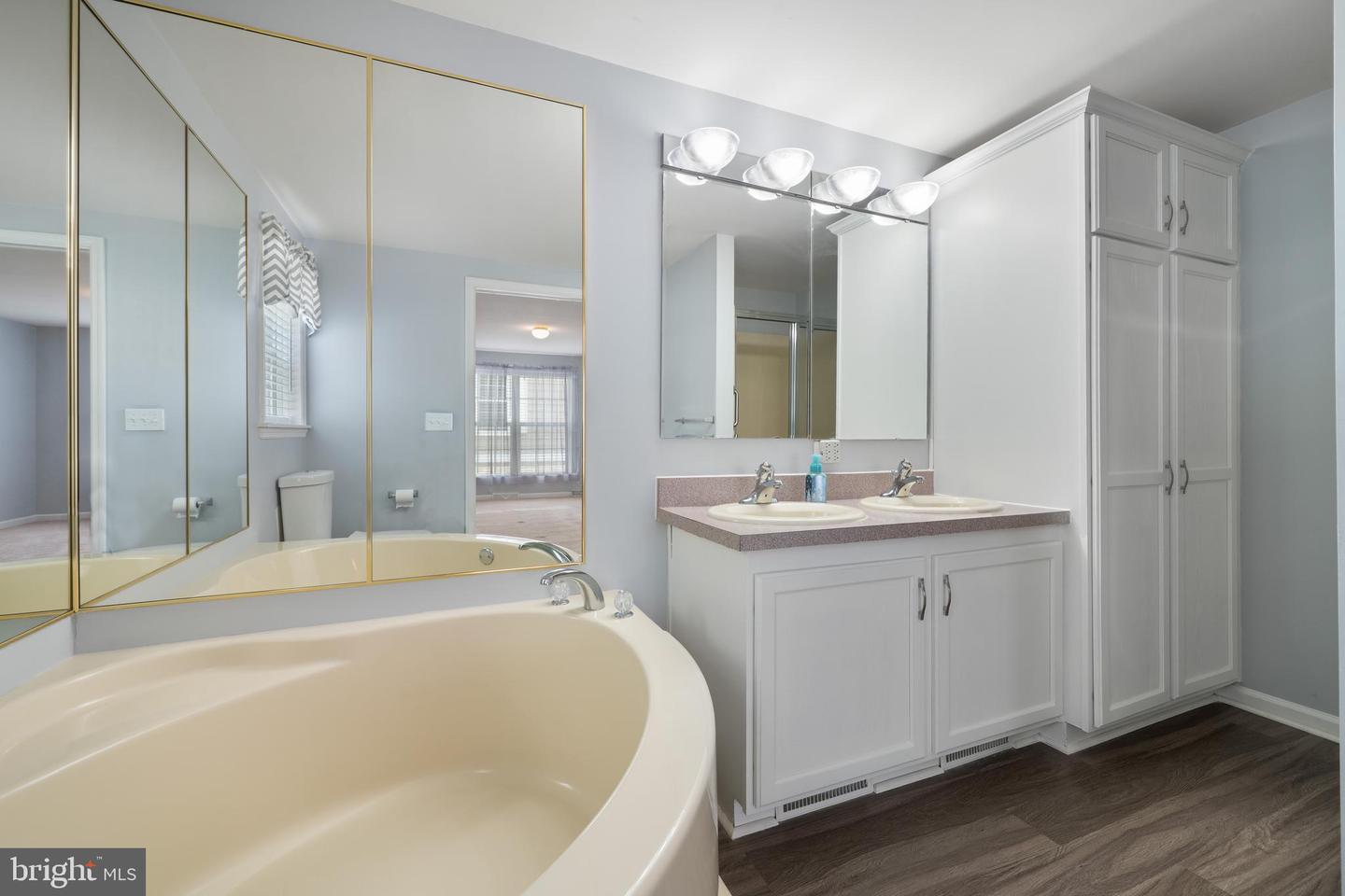 48 Fort Lee Dr Property Photo 18
