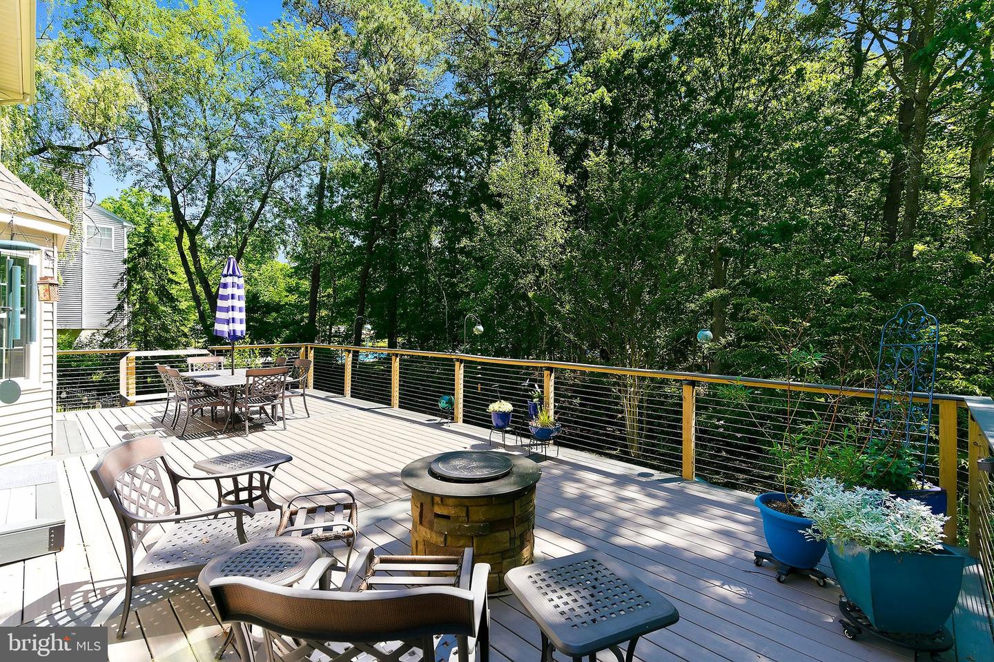 618 Winterberry Blvd Property Photo 45