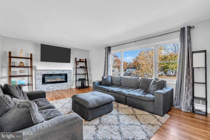 109 Woodridge Ave Property Photo 12