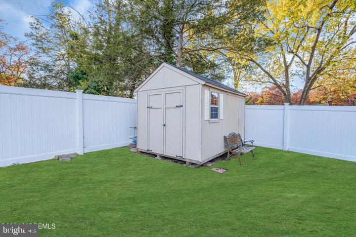 109 Woodridge Ave Property Photo 55
