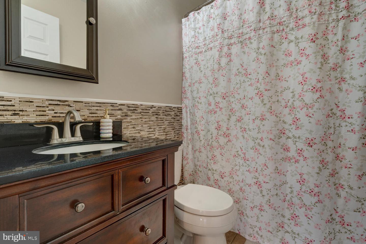 223 Serpent Lane Property Photo 27