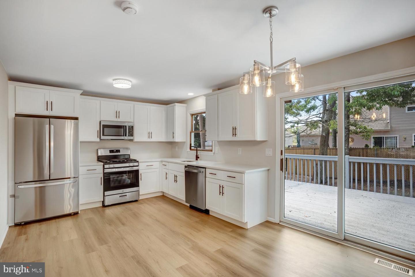 615 Beach Blvd Property Photo 17