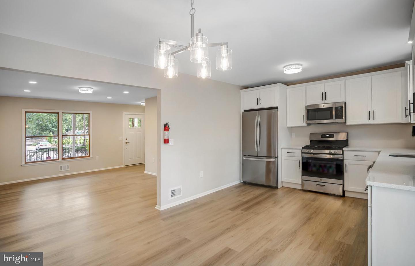615 Beach Blvd Property Photo 18