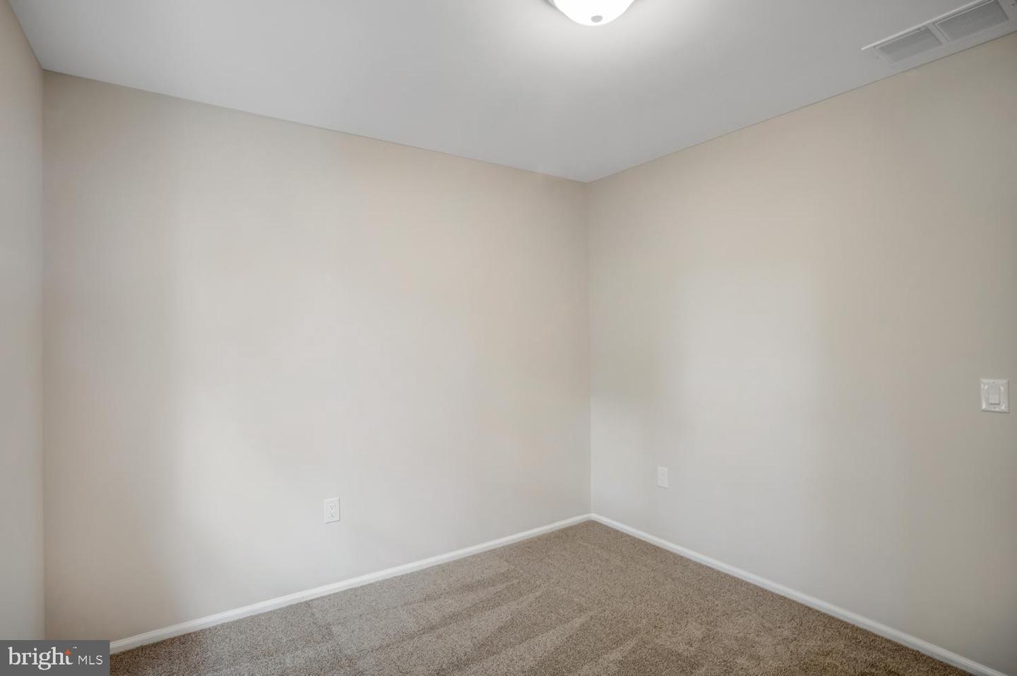 615 Beach Blvd Property Photo 25